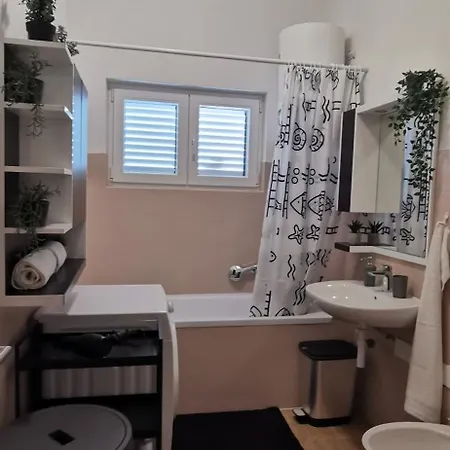 Simac Okrug Gornji Apartamento *