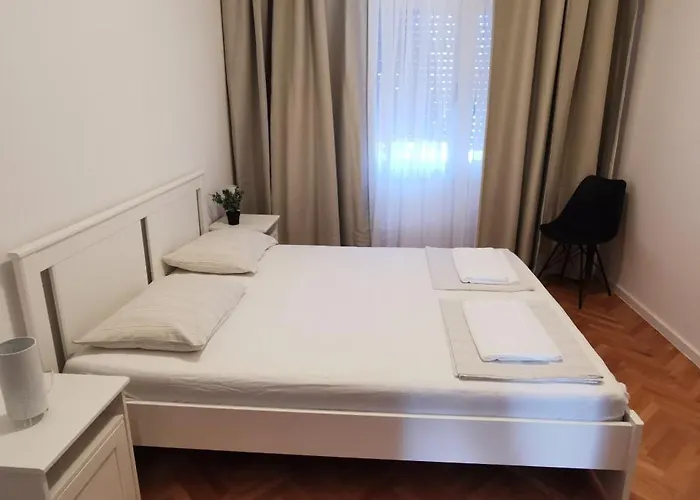 Simac Okrug Gornji * 特罗吉尔